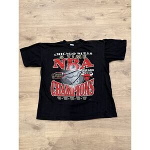 Vintage 90s Chicago Bulls 5 Time NBA Champion T-Shirt Titles 91 92 93 96 97